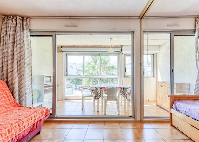 Nauticap - 423 - Vue Piscine - 5 Pers *